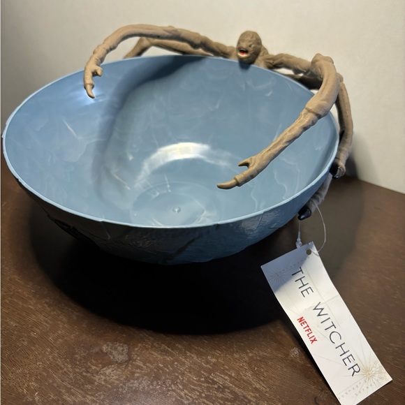 The Witcher Kikimora popcorn bowl - Picture 4 of 6